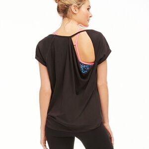 FABLETICS Women’s Black Short Sleeve Open Back Whitney Tee Kate Hudson Size Smal